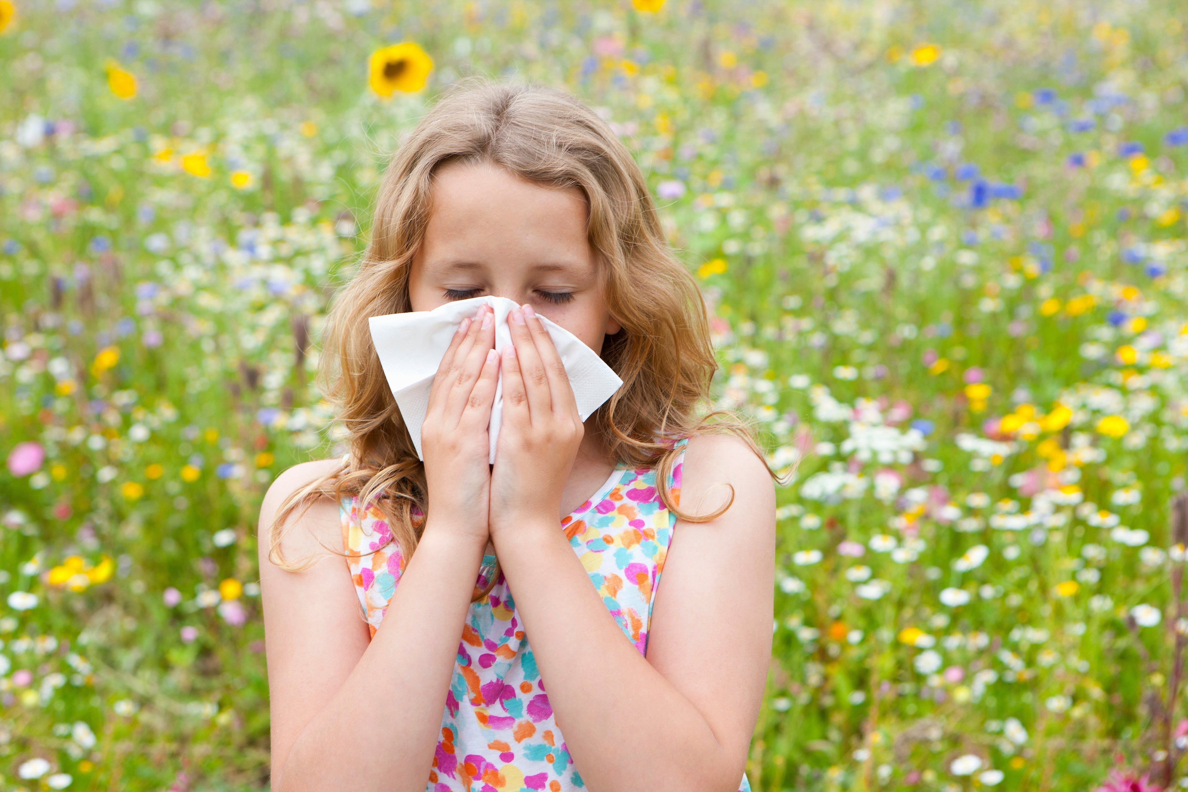 From Spring Sniffles to Summer Smiles: Helping Kids Transition Between Seasons